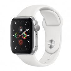 Apple Watch Series 5 GPS, 40mm, корпус из алюминия серебристого цвета, белый спортивный ремешок