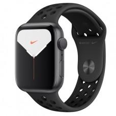 Apple Watch Series 5 Nike+ GPS, 44mm, корпус из алюминия цвета «серый космос», спортивный ремешок цвета «антрацитовый/чёрный»